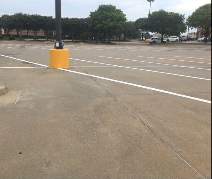 Parking lot striping services in Mobile, Alabama